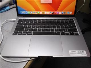 APPLE MACBOOK AIR 8GB RAM INTEL IRIS PLUS GRAPHICS DUAL CORE I3 8 GB RAM